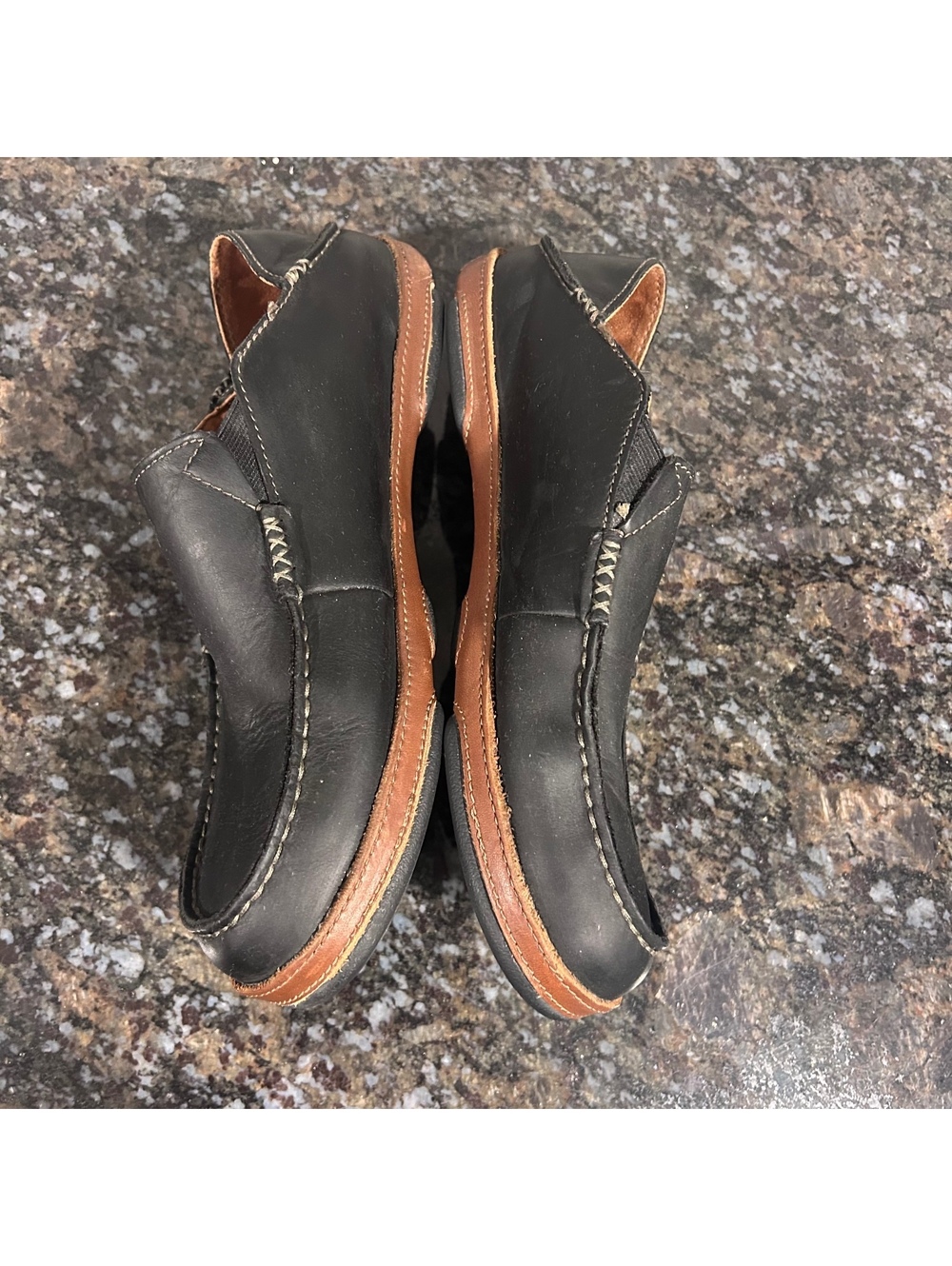 Olukai Moloa Leather Slip On Shoes Mens 10.5 Black Brown Moc Toe Casual Loafers - Picture 5 of 7